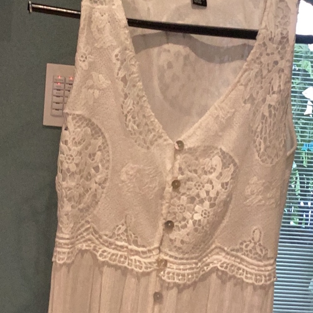Dress - Picture 5 of 6